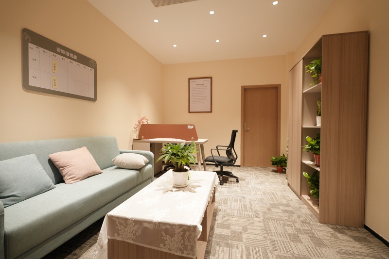 预约室.jpg 预约室.jpg