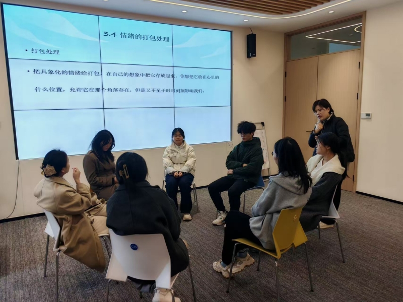 团辅1.jpg 团辅1.jpg